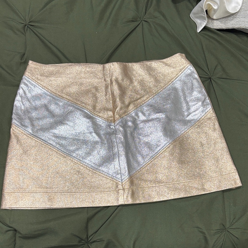 Forever 21 Metallic Gold Skirt